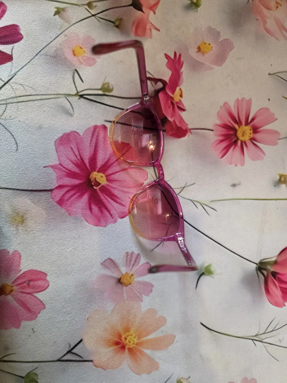 Pink Gradient Women's Sunglasses